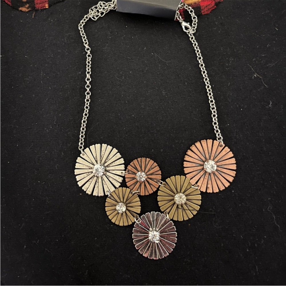 4 Necklace Bundle - Picture 2 of 5
